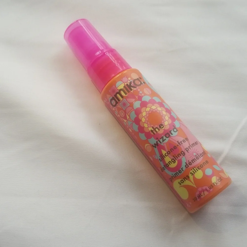 4/25 bundle item. amika the wizard Detangling Primer